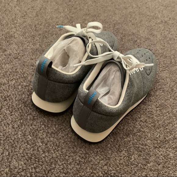 Native Cornell Shoes (Size 7 Womens/5 Men) - Picture 8 of 10